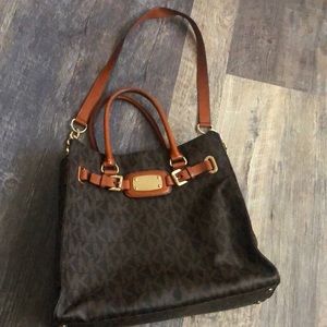 MK tote